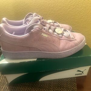 Lauren London purple/lavender Pumas
